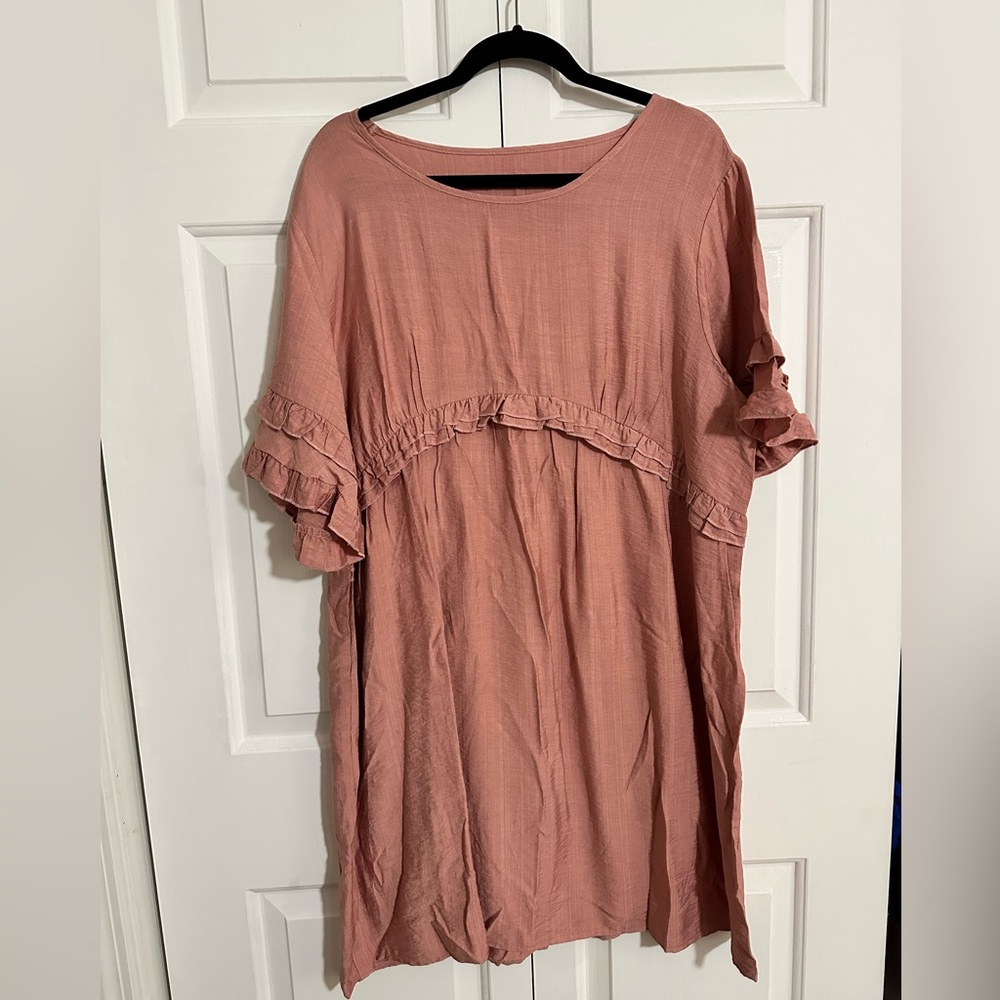 Blush dress with adorable sleeves